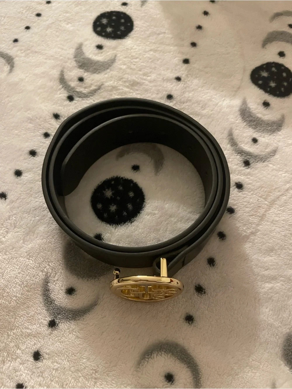 GUESS Black Belt with Gold Logo Circle Buckle